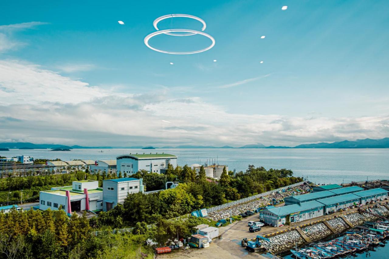 Ocean Marina Suite View ヨス市 エクステリア 写真